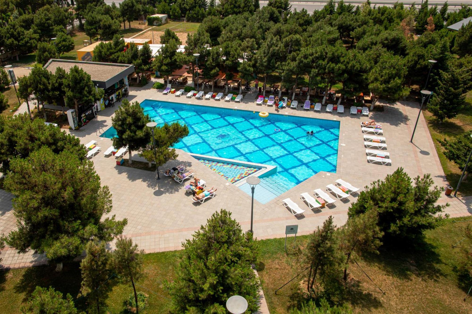 Homebridge Hotel Apartments Baku Exterior foto