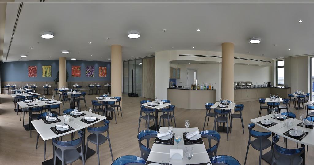 Homebridge Hotel Apartments Baku Exterior foto