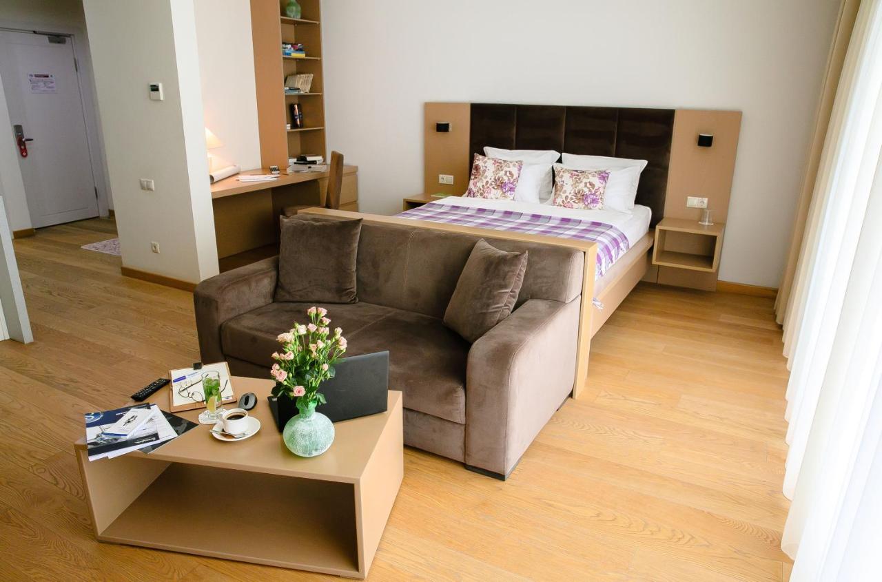 Homebridge Hotel Apartments Baku Exterior foto