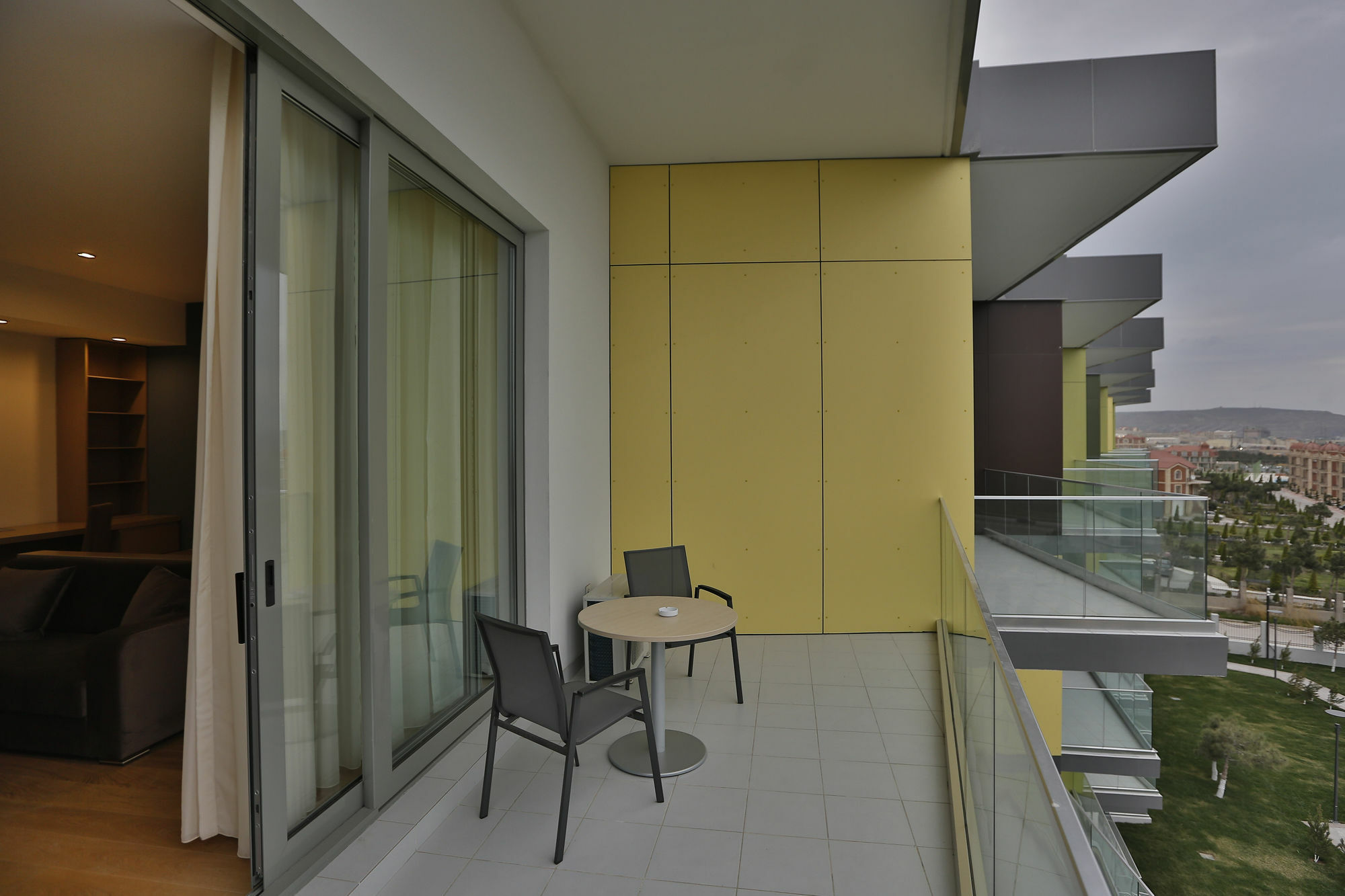 Homebridge Hotel Apartments Baku Exterior foto